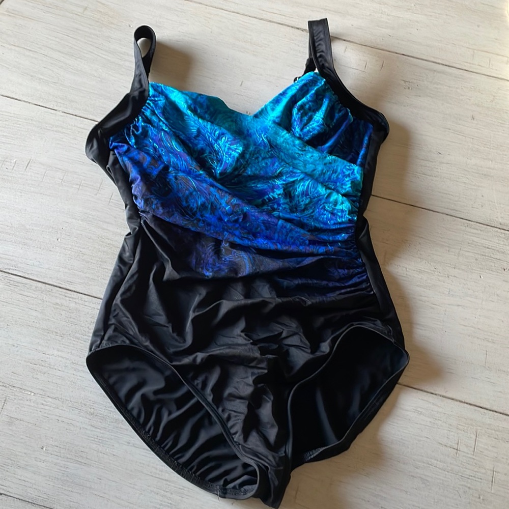 Miraclesuit Swimsuit One Piece Underwire Size 16